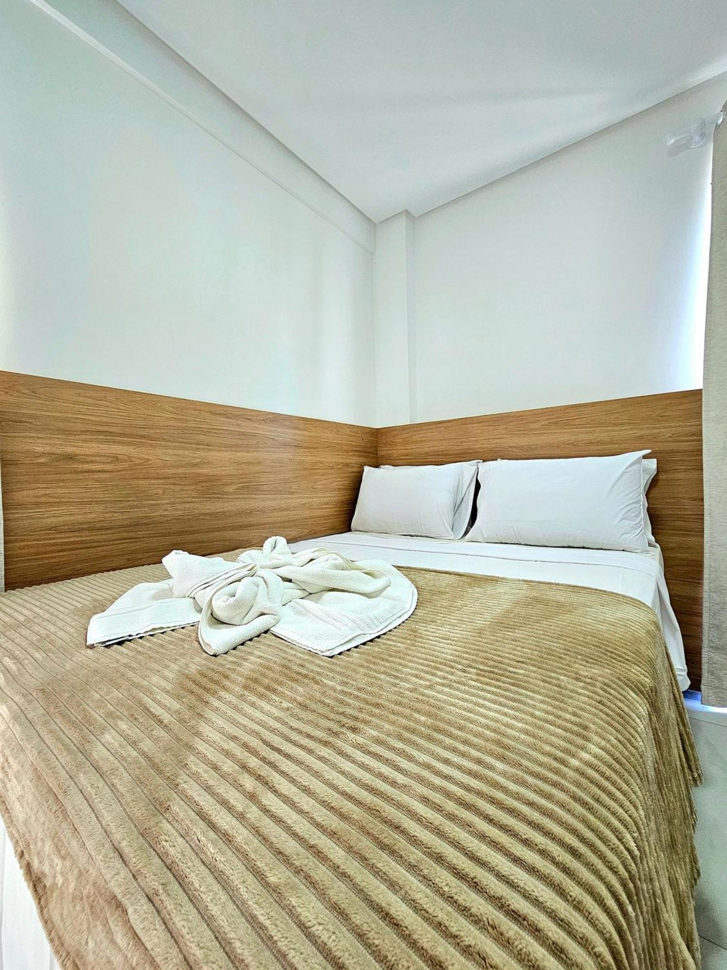 Apartamento com Varanda
